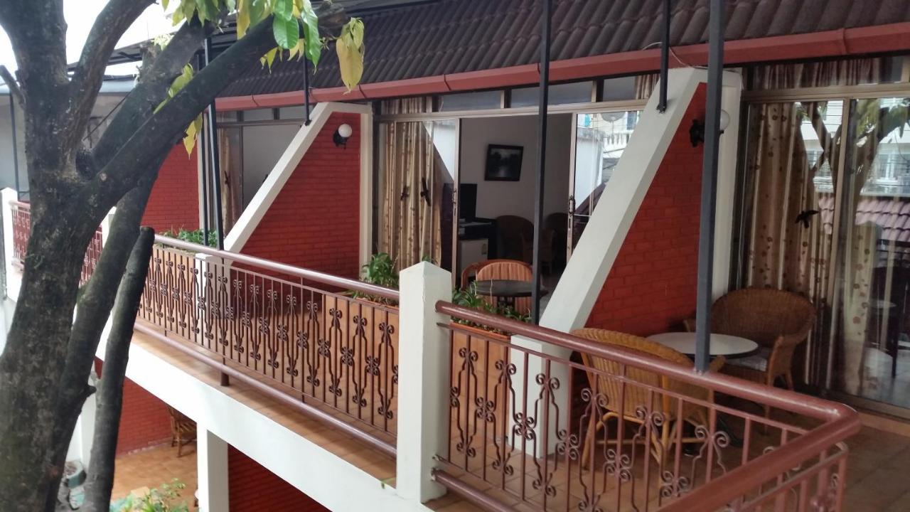 Hotel Villa Swiss Garden パトン エクステリア 写真